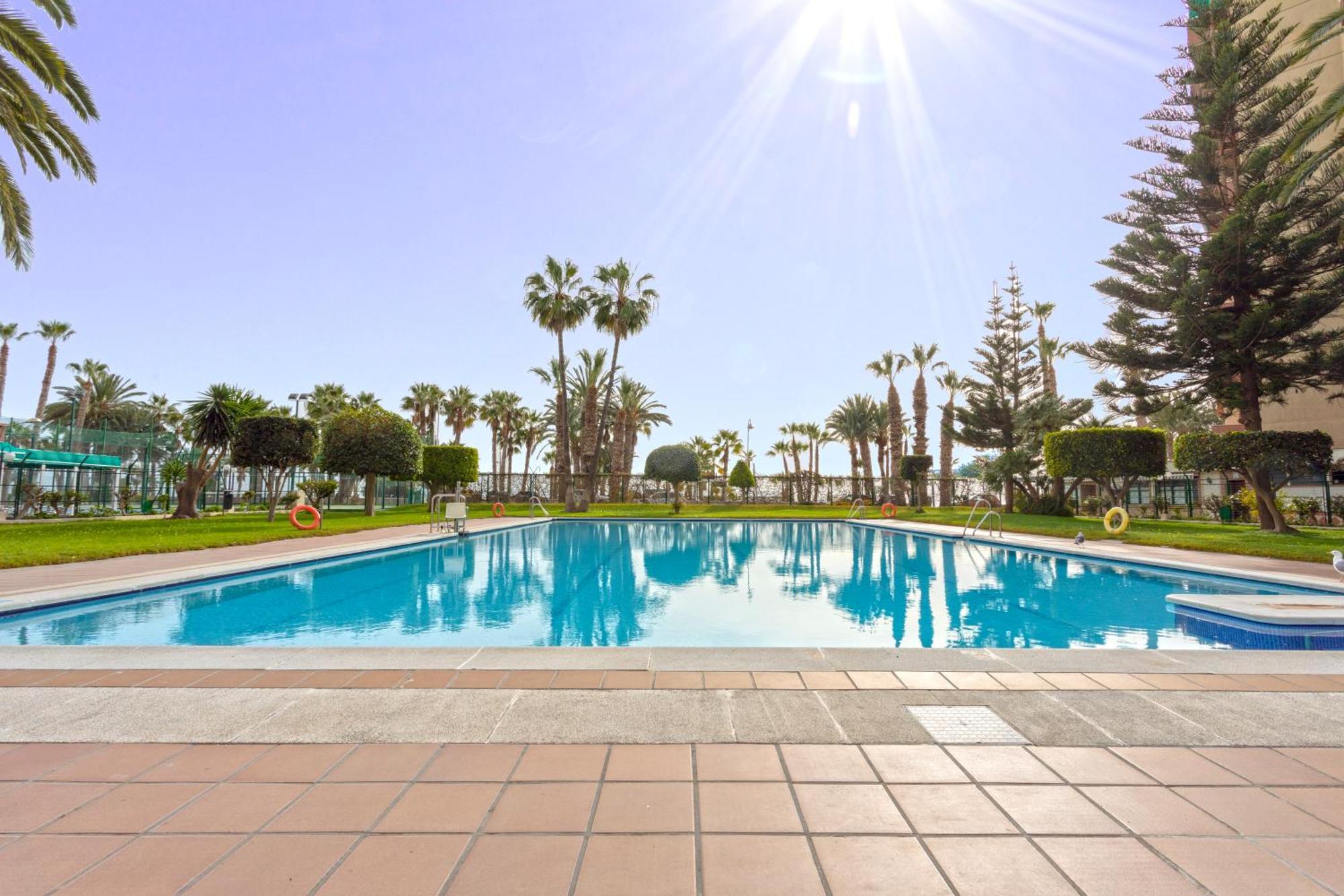 1003 - Seafront Apartment On El Paseo - Air Conditionning - Wi-Fi - Smart Tv Almuñécar المظهر الخارجي الصورة