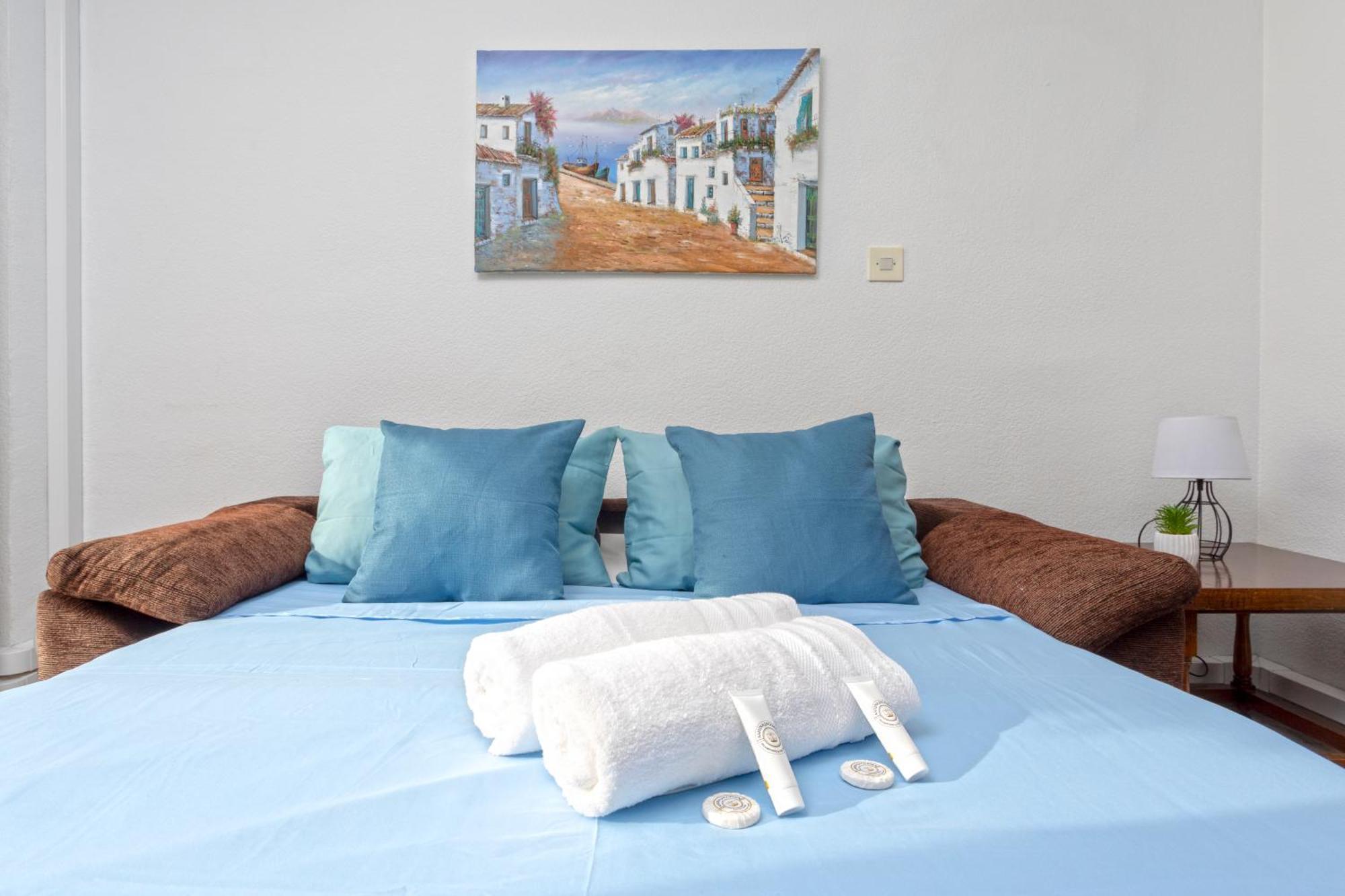 1003 - Seafront Apartment On El Paseo - Air Conditionning - Wi-Fi - Smart Tv Almuñécar المظهر الخارجي الصورة